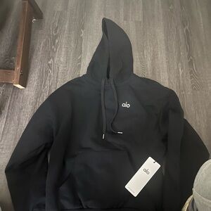 ALO Yoga Men's Dark Hoodie